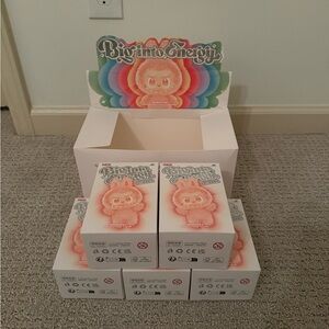 Pop Mart BIG INTO ENERGY labubu v3